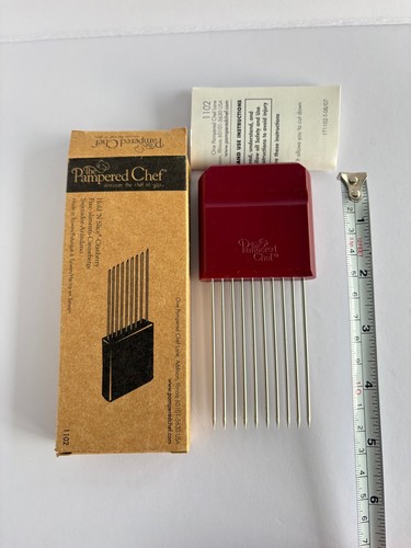Pampered Chef Hold 'N Slice Cranberry 1102 Food Holder Slicer - photo 2