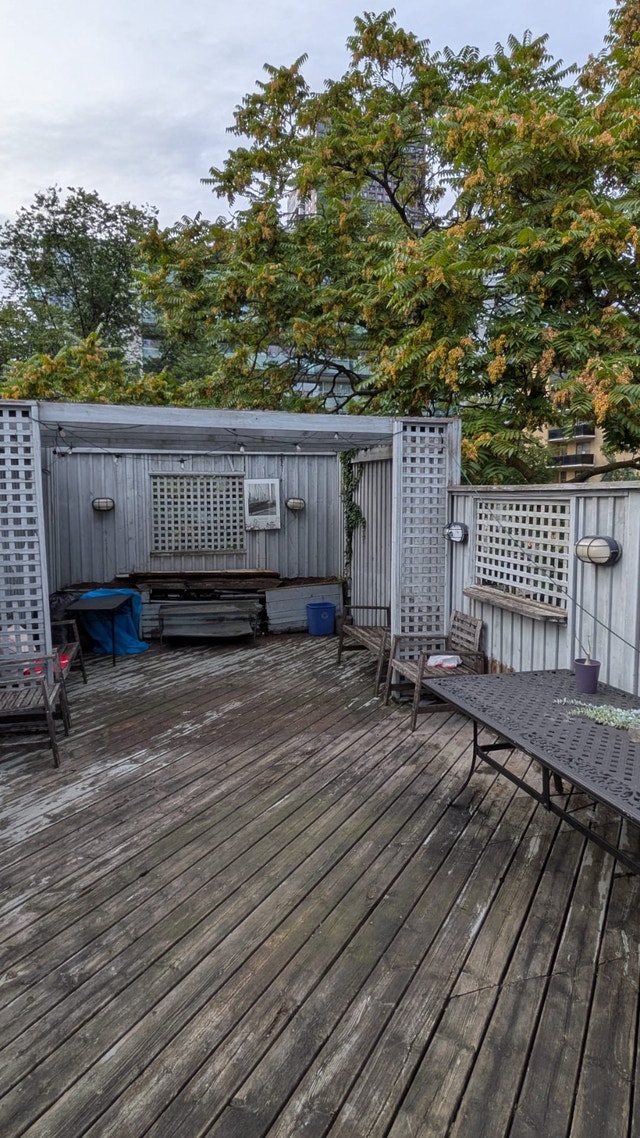 Single bedroom sublet in 4 bedroom duplex - photo 5