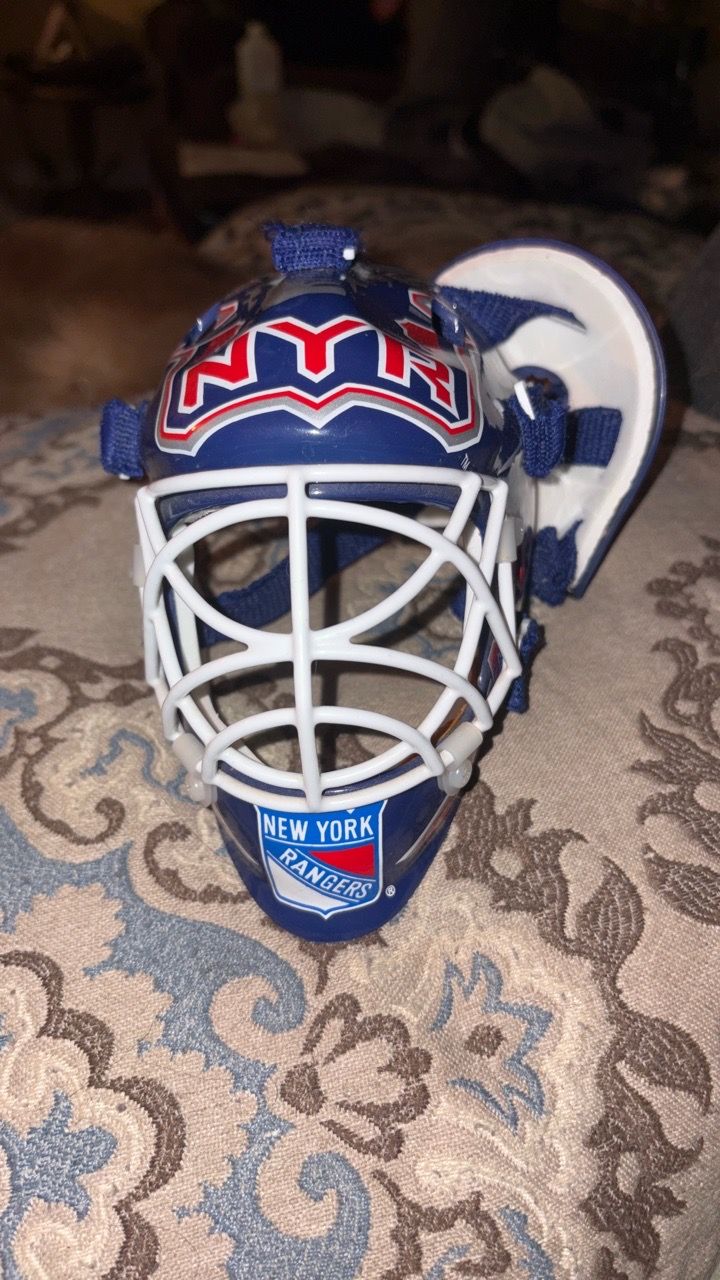 New York Rangers Mini Goalie Mask