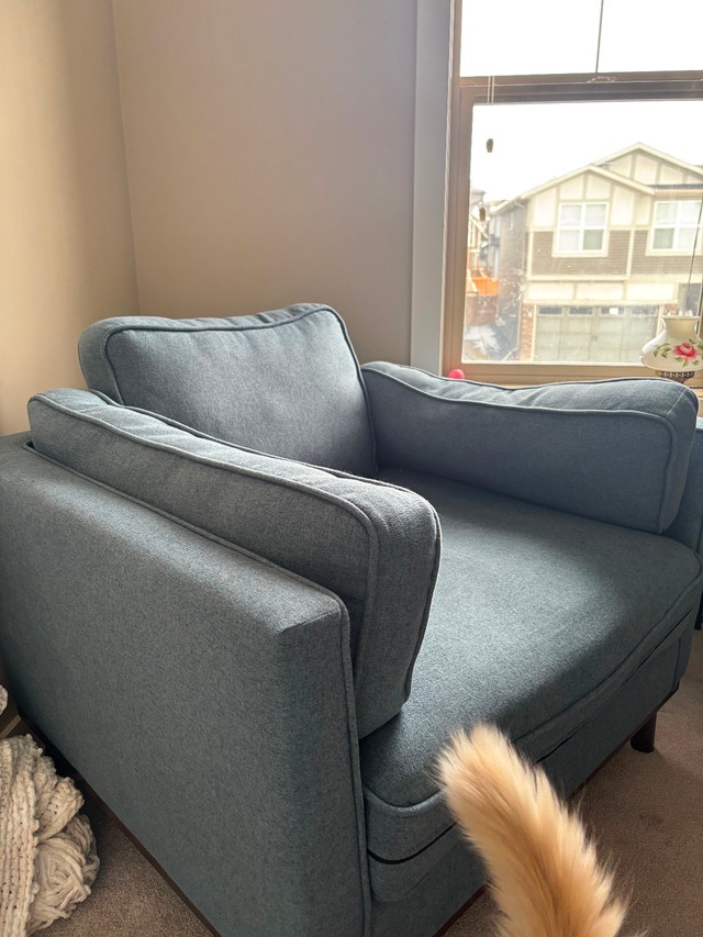 Blue statement chair - photo 3