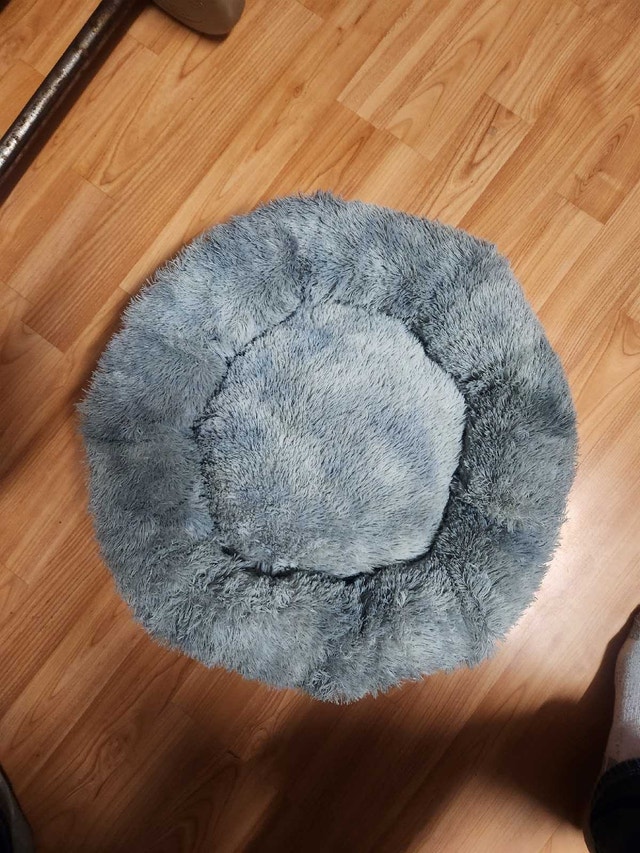 Dog Bed 16" Round Fluffy