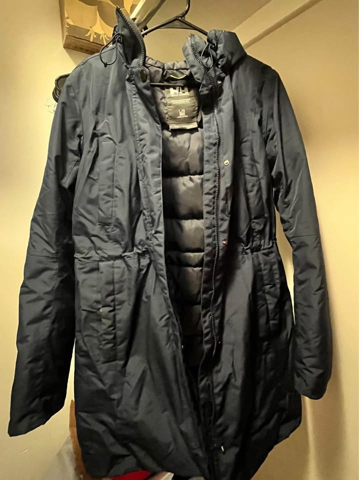 New HellyHansen winter jacket- Move out sale - photo 2