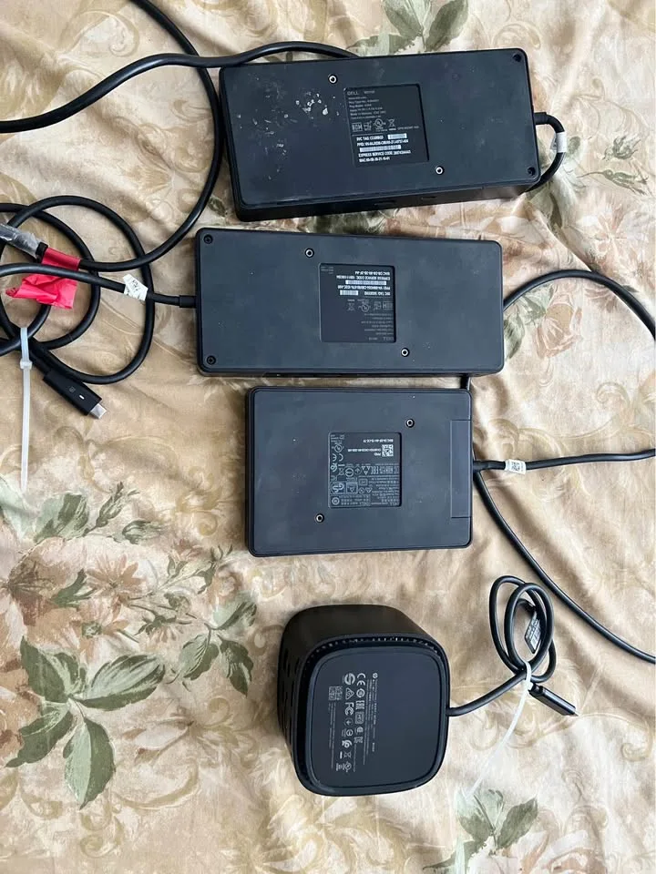 Docking stations for sale image indicator(2)