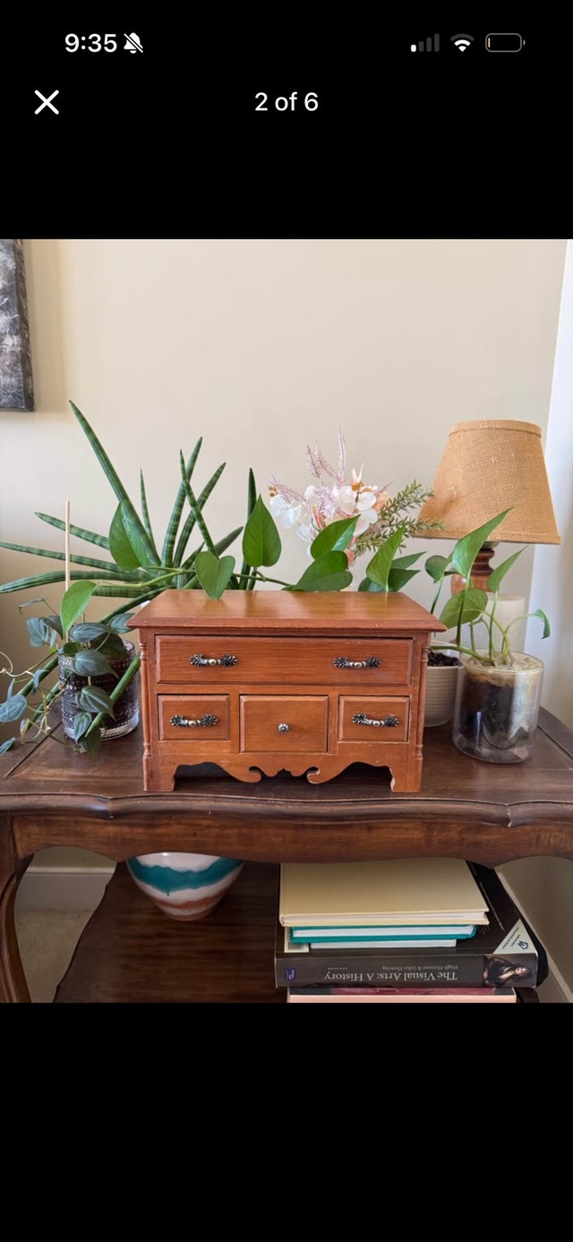 Beautiful Vintage Jewelry Box / Little Dresser with Drawers