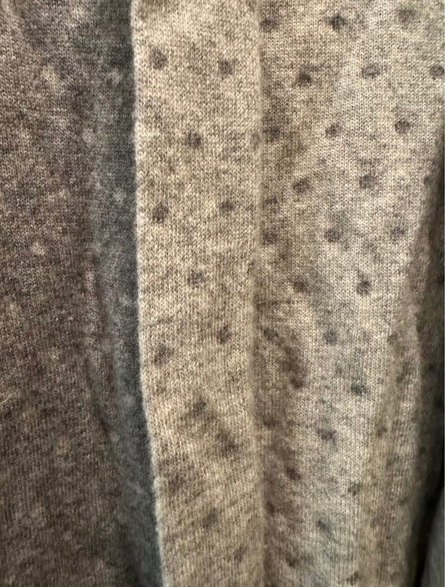 Italian cardigan merino woolcashmere size medium - photo 3