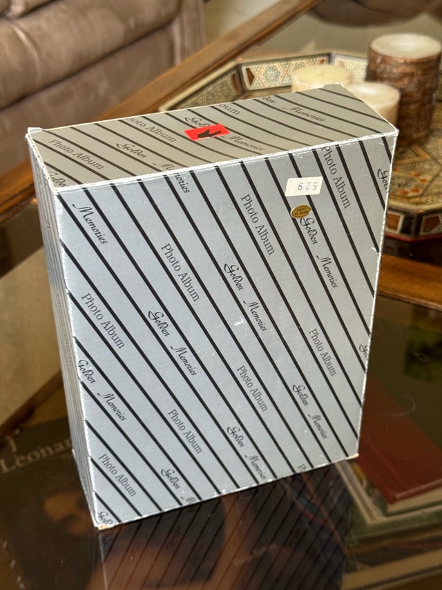 Photo album with frame in box - photo 5