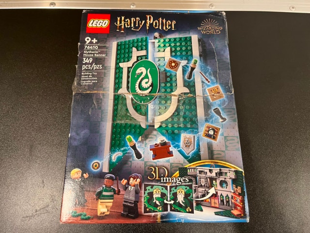 Lego Harry Potter Slytherin House Banner 76410