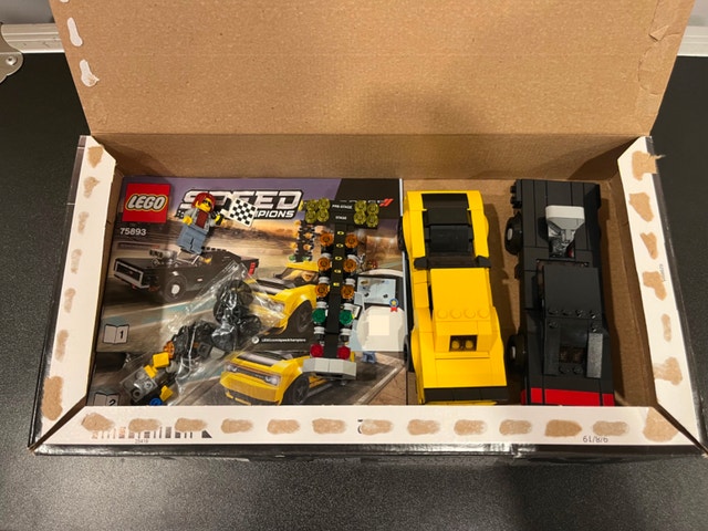 Lego Retired 2018 Dodge Challenger SRT Demon & 1970 Charger - photo 5