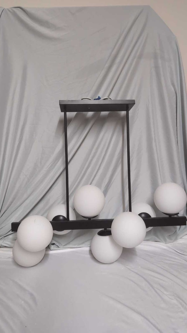 8 light globe chandelier