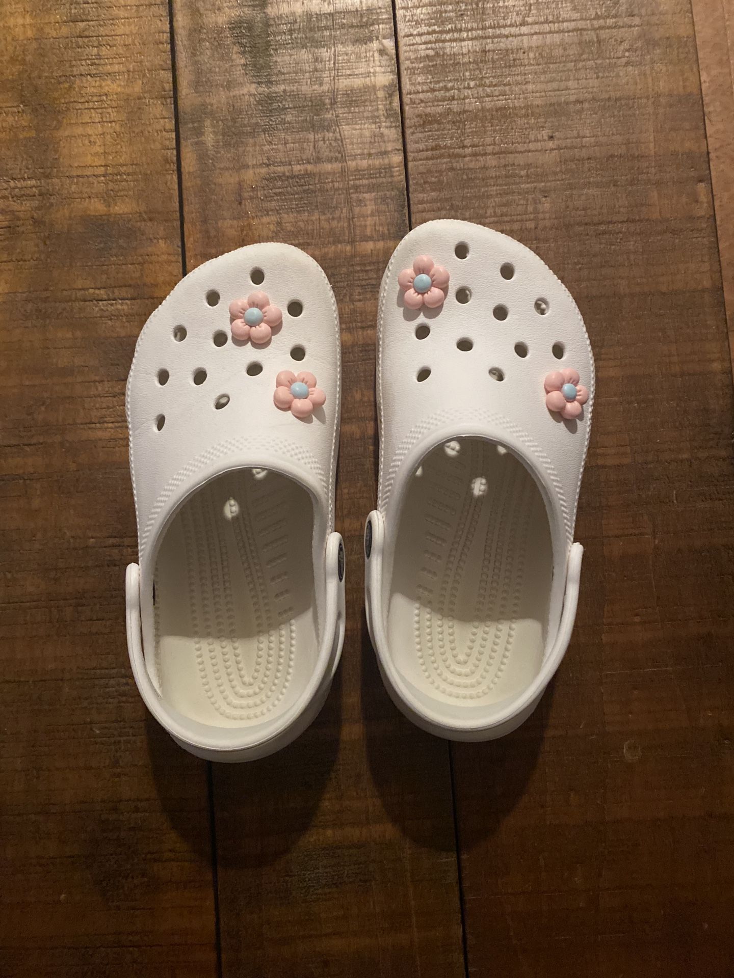 Girls Crocs - Size J 1