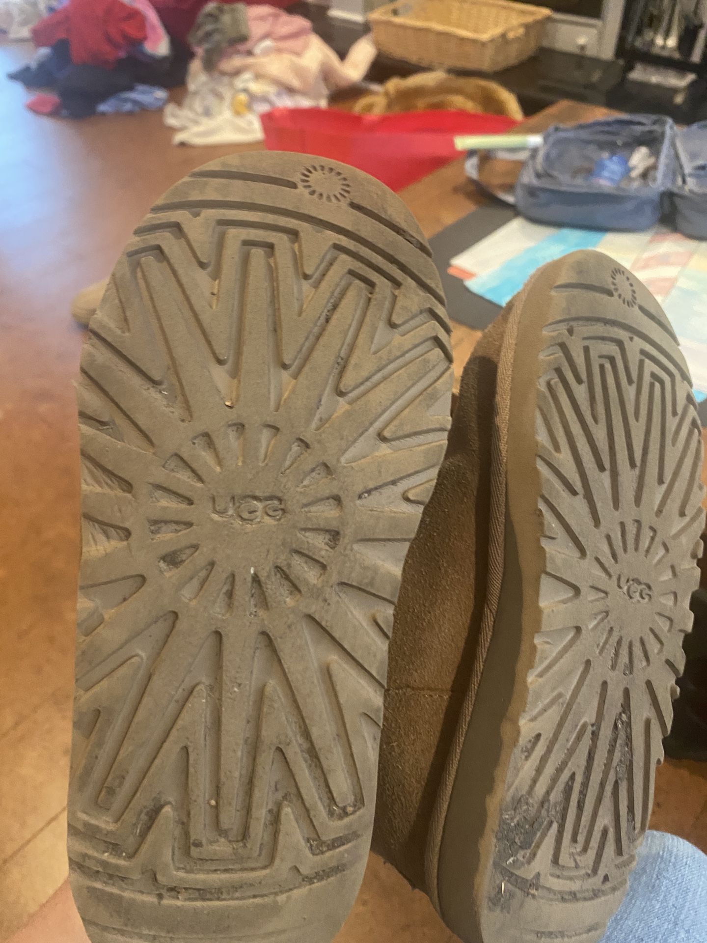 Girls UGG Boots With Side Snap “Jona” Style - Size 1 - photo 4