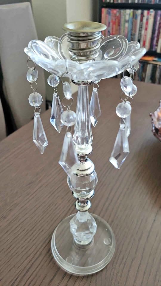 Candle holder