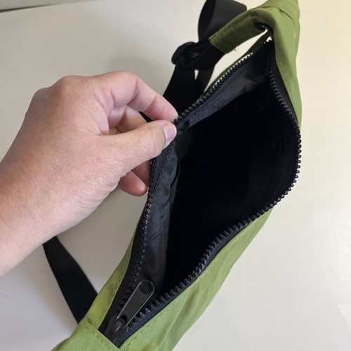 FASTFAIRY Green Crescent Shoulder Bag with Adjustable Strap - photo 3