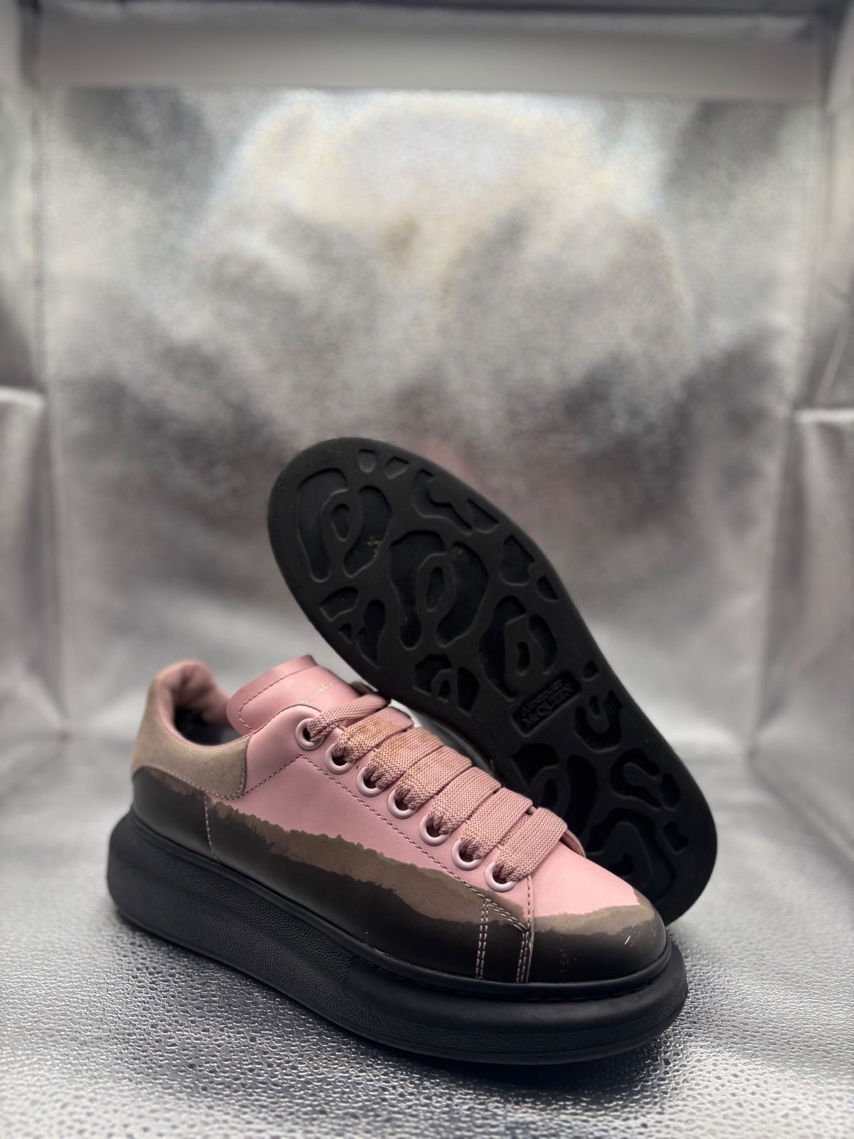 McQueen Oversized Sneaker in the Dip Dye - Rose Black