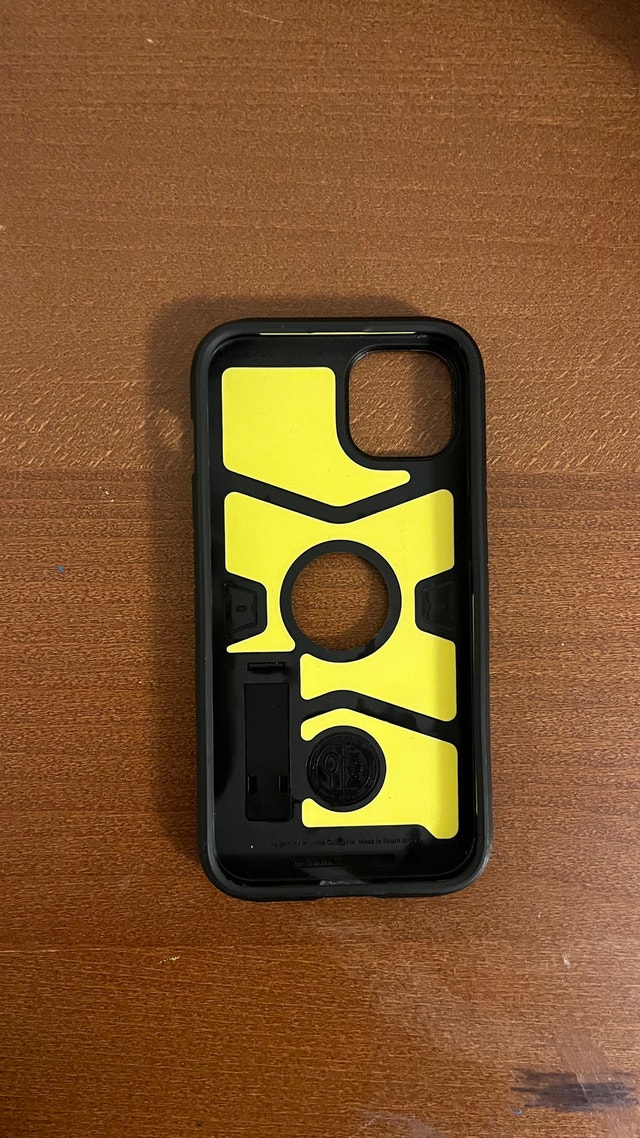 Spigen iPhone 13 Case - photo 3