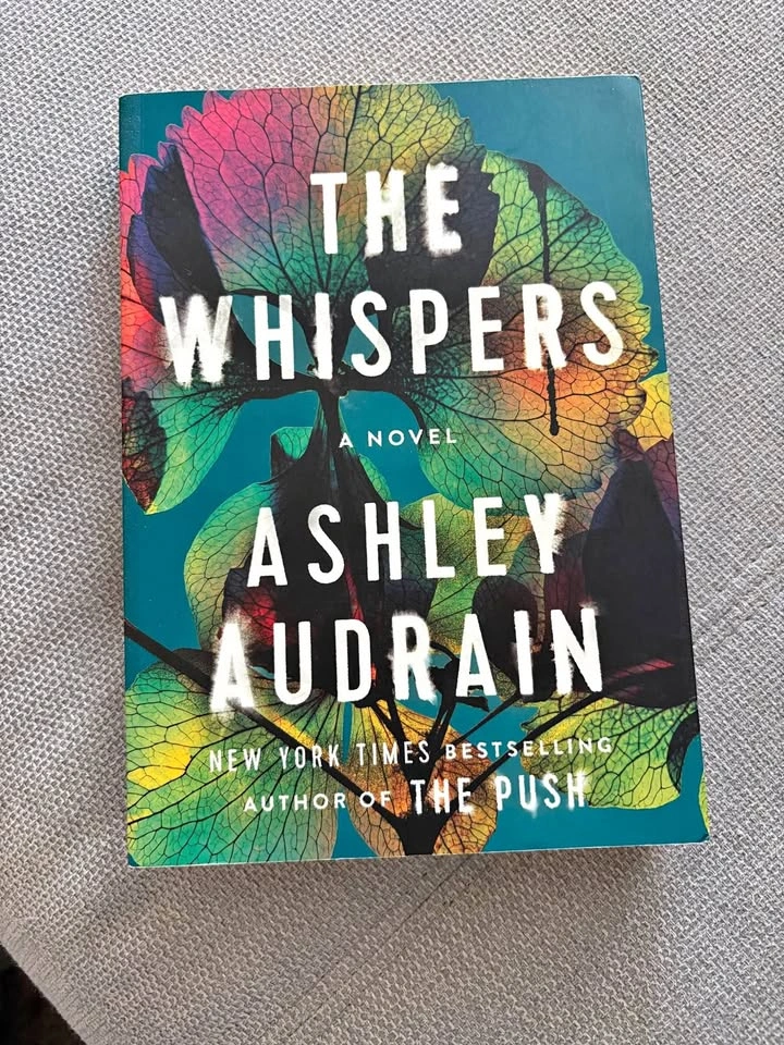 The Whispers - Ashley Audrain