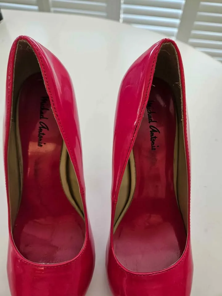 Womens Bright Pink Heels - Size 7 image indicator(5)