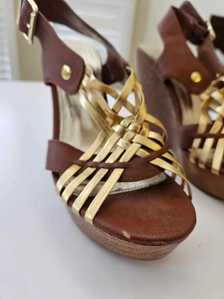 Womens Brown/Gold Wedge Sandals - Size 7 image indicator(5)