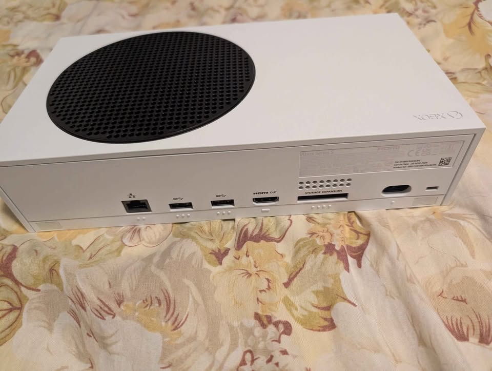 Xbox Series S - photo 2