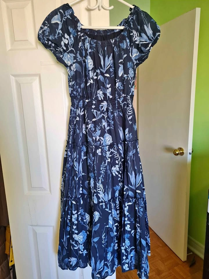 Beautiful Tommy Hilfiger Dress size 6
