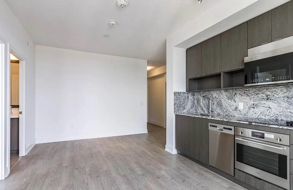 1 Bed 1 Bath - Apartment - photo 4