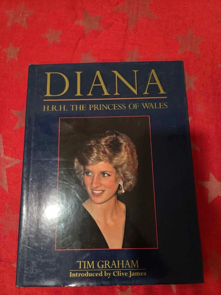 Royal Family Books, Hardcover, price per each - photo 5