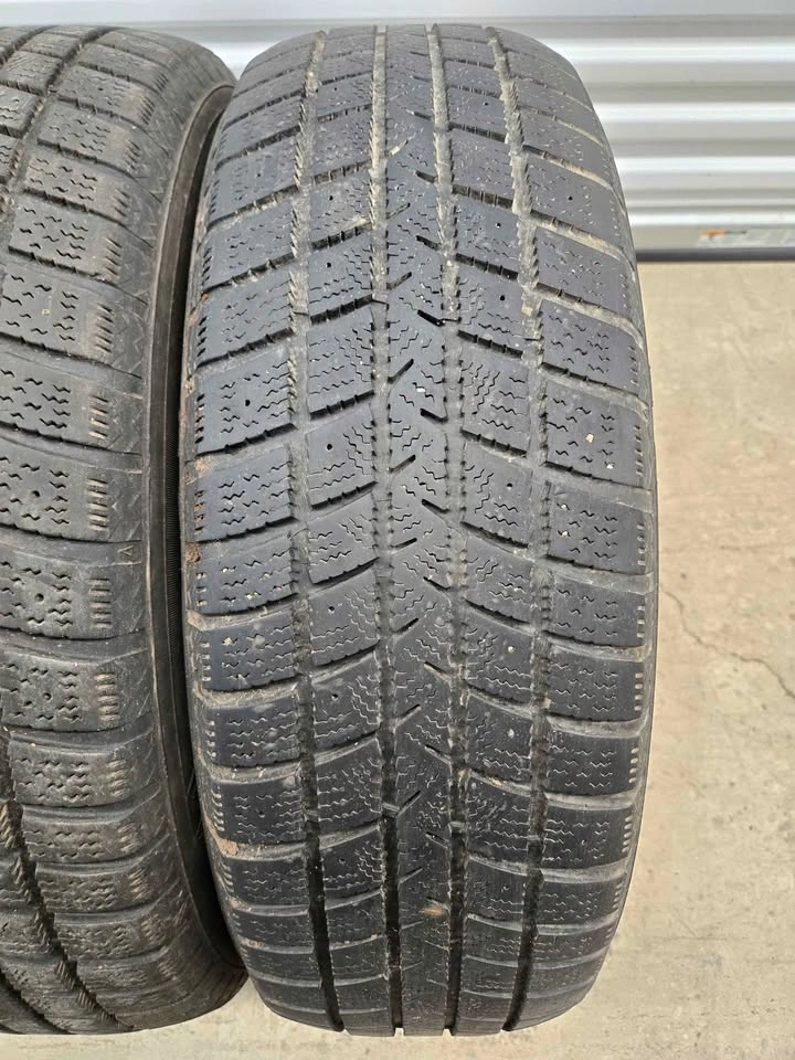 Goodyear Winter Tires 225/65/17 - photo 5