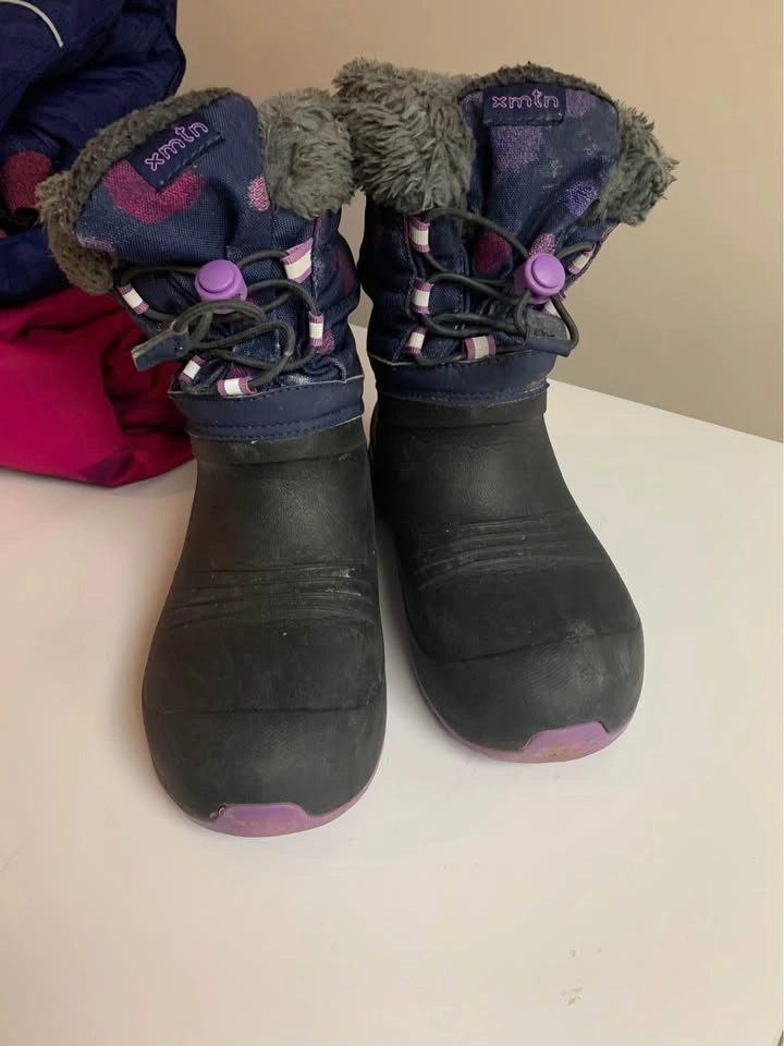 Girls snow boots size 3 - photo 2
