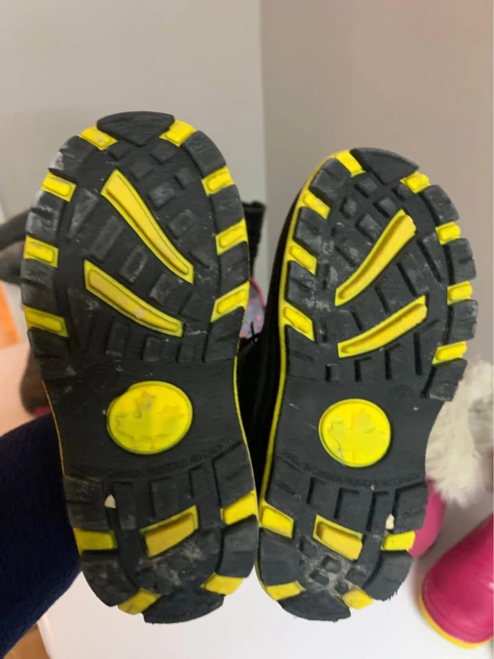 Boys snow boots size 7 (small kid) - photo 3