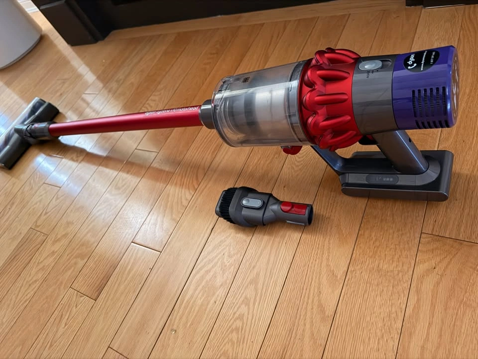 Dyson SV12 cordless Vacuum