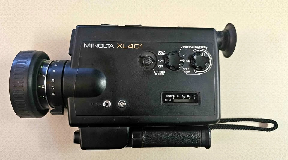 🎥 Minolta XL-401 Super 8 Movie Camera — Excellent Condition