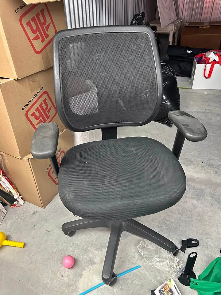 Assorted Chairs