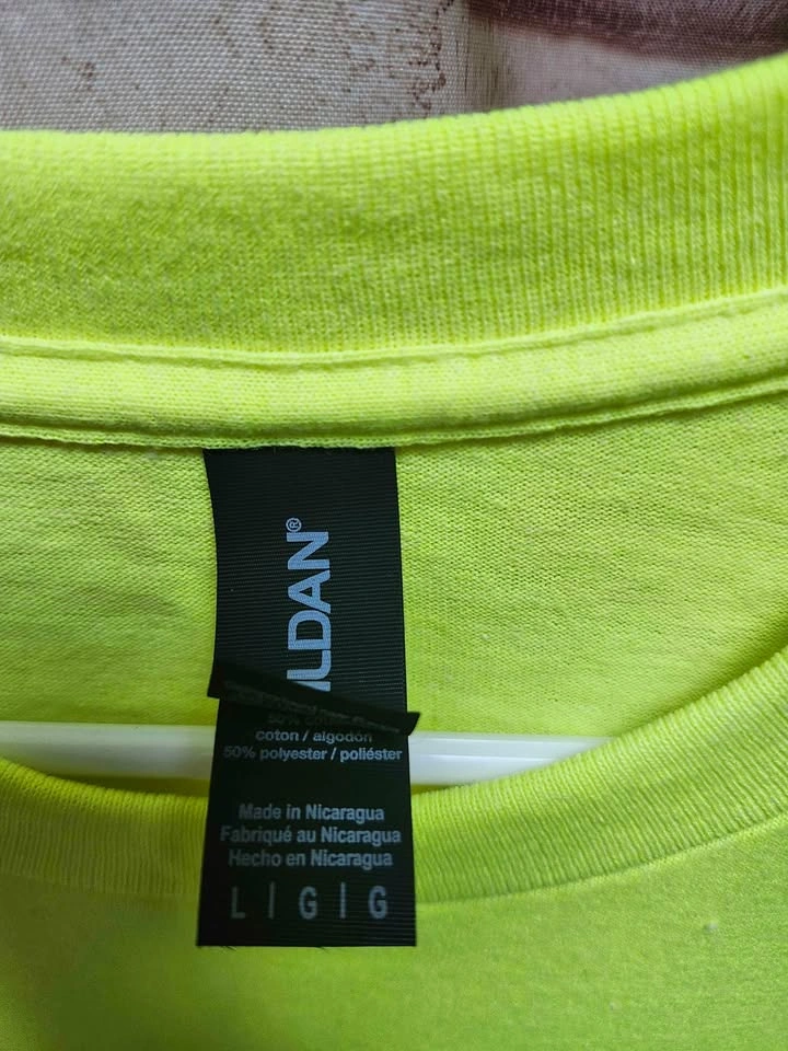 🎶🎵Large Neon Yellow Lollapalooza Event T-Shirt - photo 2