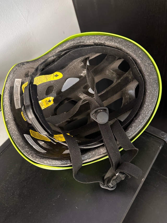 Schwinn Helmet - photo 2