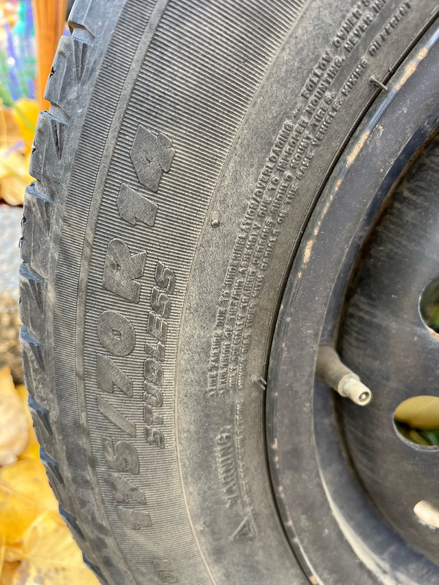 14” Michelin X ice tires (winter) - photo 3