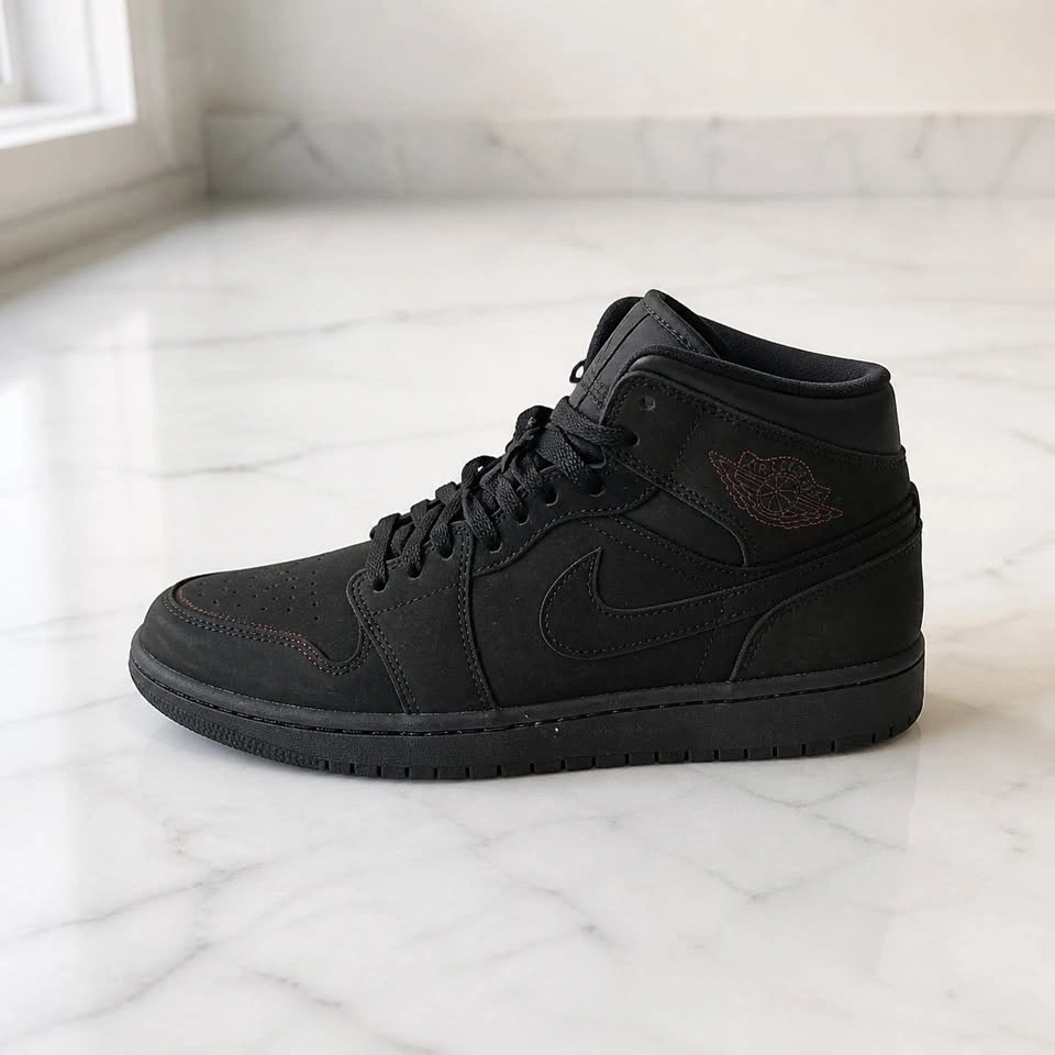 Air Jordan 1 Mid Triple Black – Size 11 – With Box - photo 2