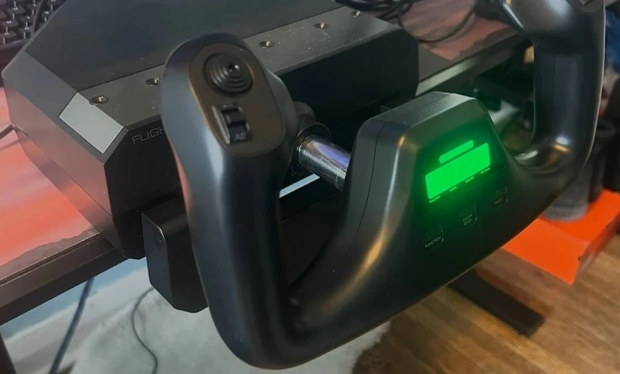 Logitech G Pro Flight Yoke System - photo 3