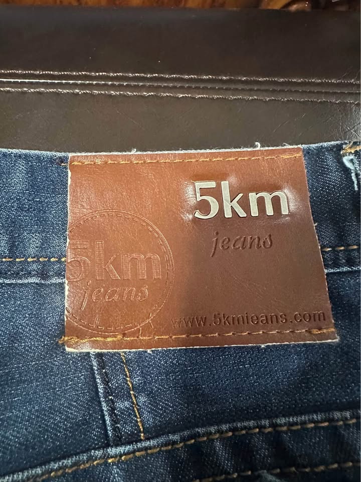 Men’s Size 32 pants. Cash Only. Pickup at Aurora. - photo 2