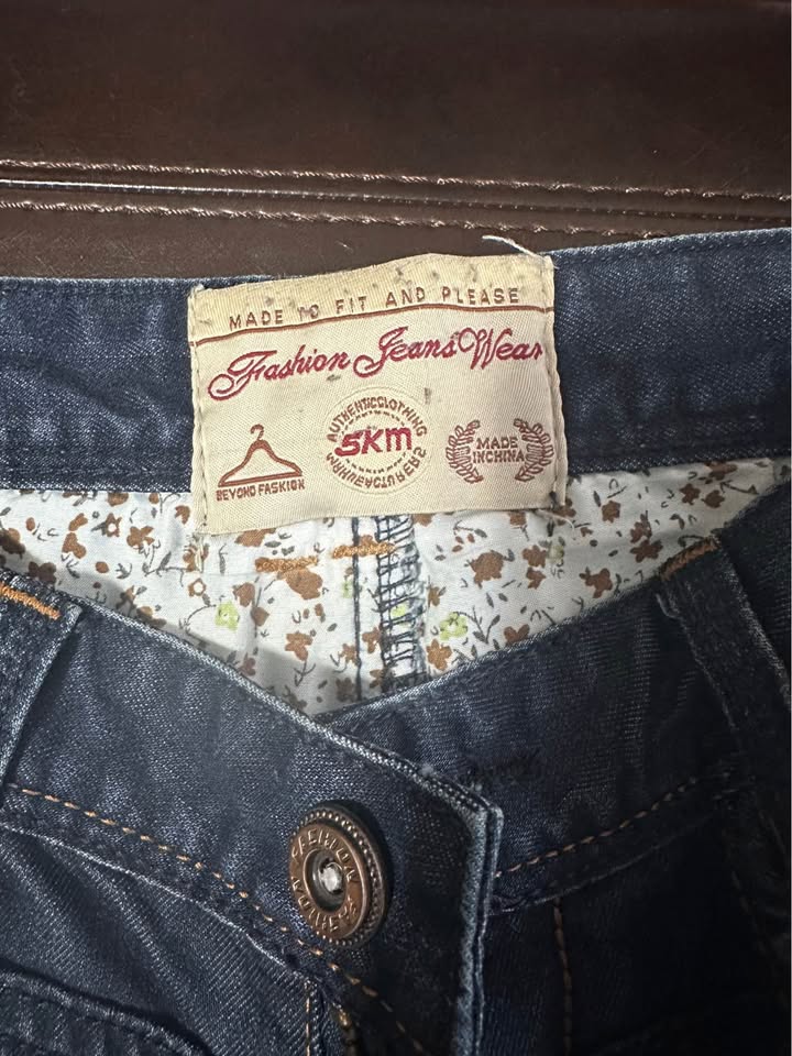 Men’s Size 32 pants. Cash Only. Pickup at Aurora. - photo 4