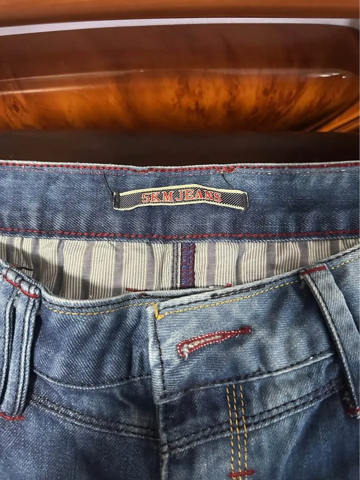 Men’s Size 32 pants. Cash Only. Pickup at Aurora. image indicator(2)