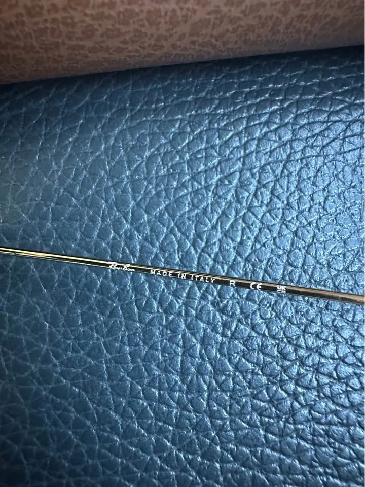 Ray-Ban Sunglasses with Case. Cash Only. Pickup Aurora. image indicator(6)