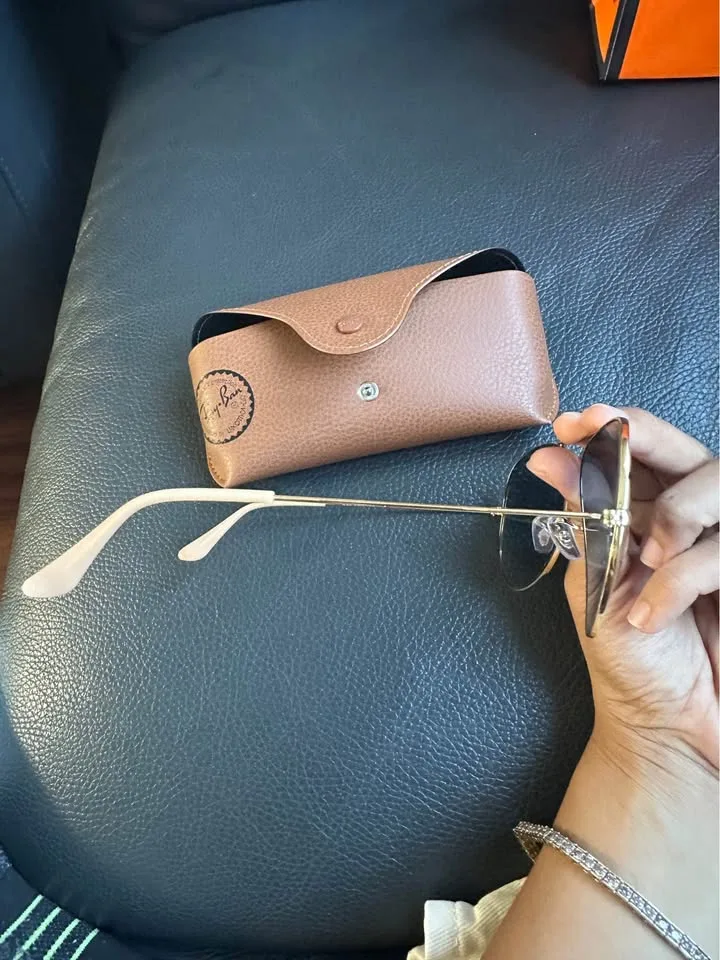 Ray-Ban Sunglasses with Case. Cash Only. Pickup Aurora. image indicator(7)