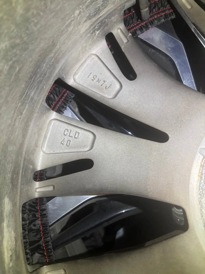 Genuine 2023 Toyota Crown XLE OEM Wheels & Tires - photo 5
