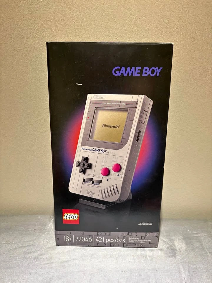 LEGO Nintendo Game Boy Building Set 72046