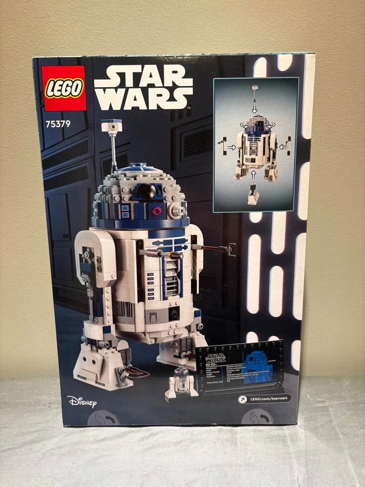 LEGO Star Wars R2-D2 75379 - photo 2