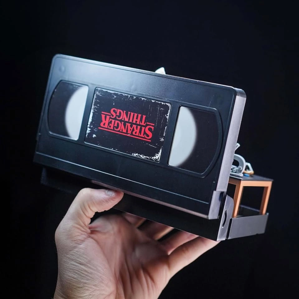 STRANGER THINGS VHS DIORAMA - (SEALED) - photo 5