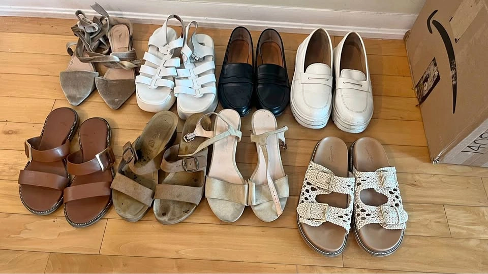 Summer shoes bundle size 9