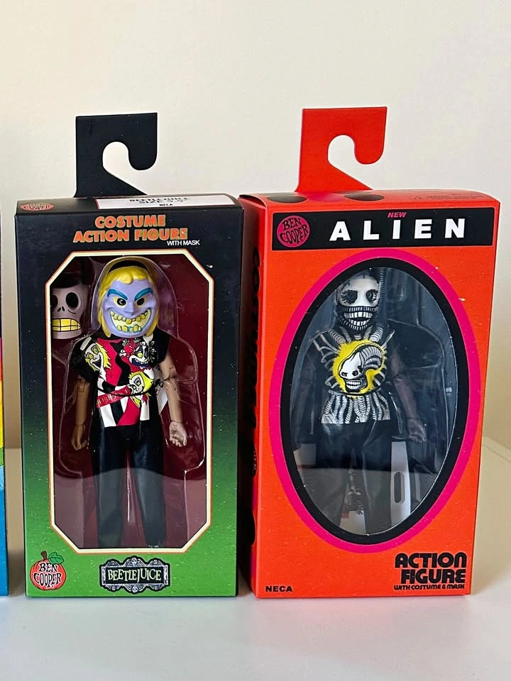Halloween Trick-or-treaters! Beetlejuice & Alien - Action Figure