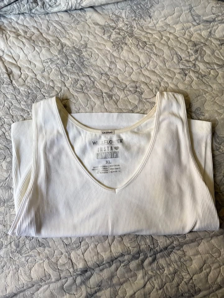 Ribbed White Tank Top - photo 3