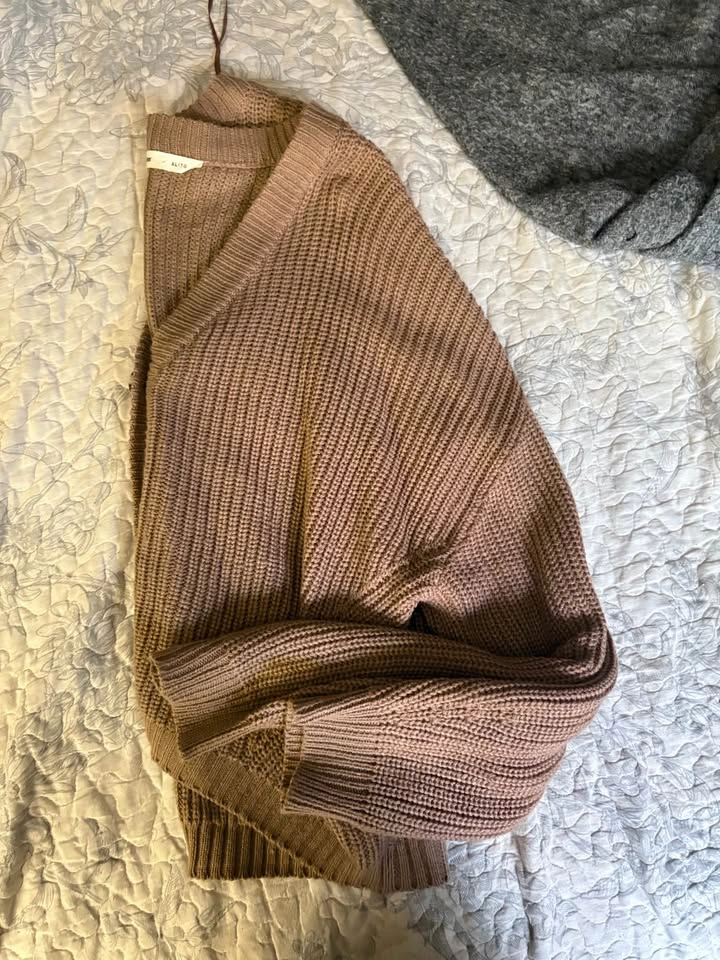 Brown Cardigan with Tortoiseshell Buttons - photo 2